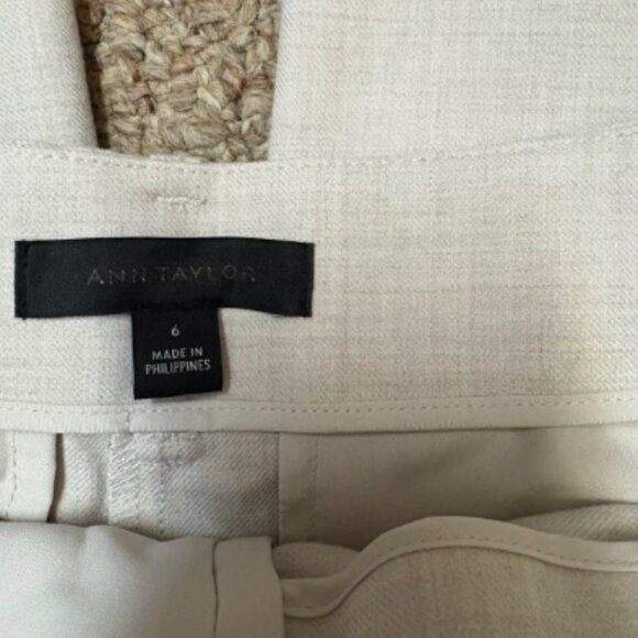 ANN TAYLOR THE PLEATED WIDE LEG PANT PALE SAND TAN CREAM $139 6 - Picture 9 of 10